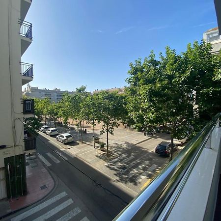 Apartament Edifici Simbat A 150M De La Platja Apartment Palamos Bagian luar foto